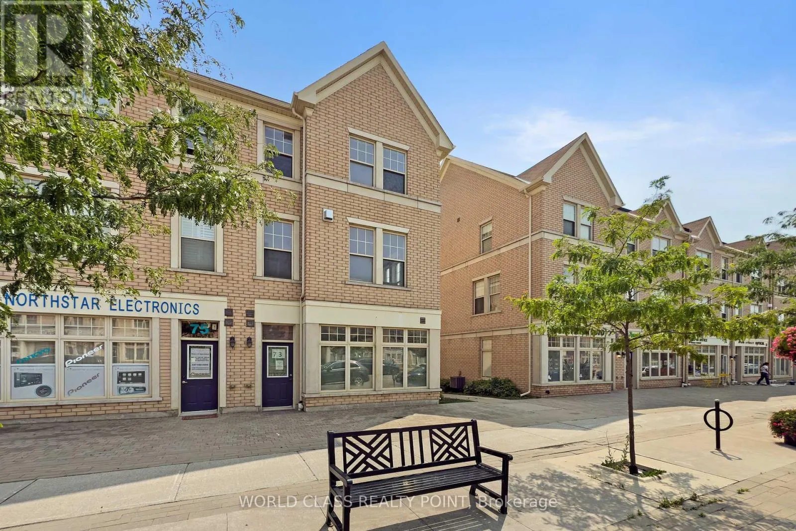 73 CATHEDRAL HIGH STREET