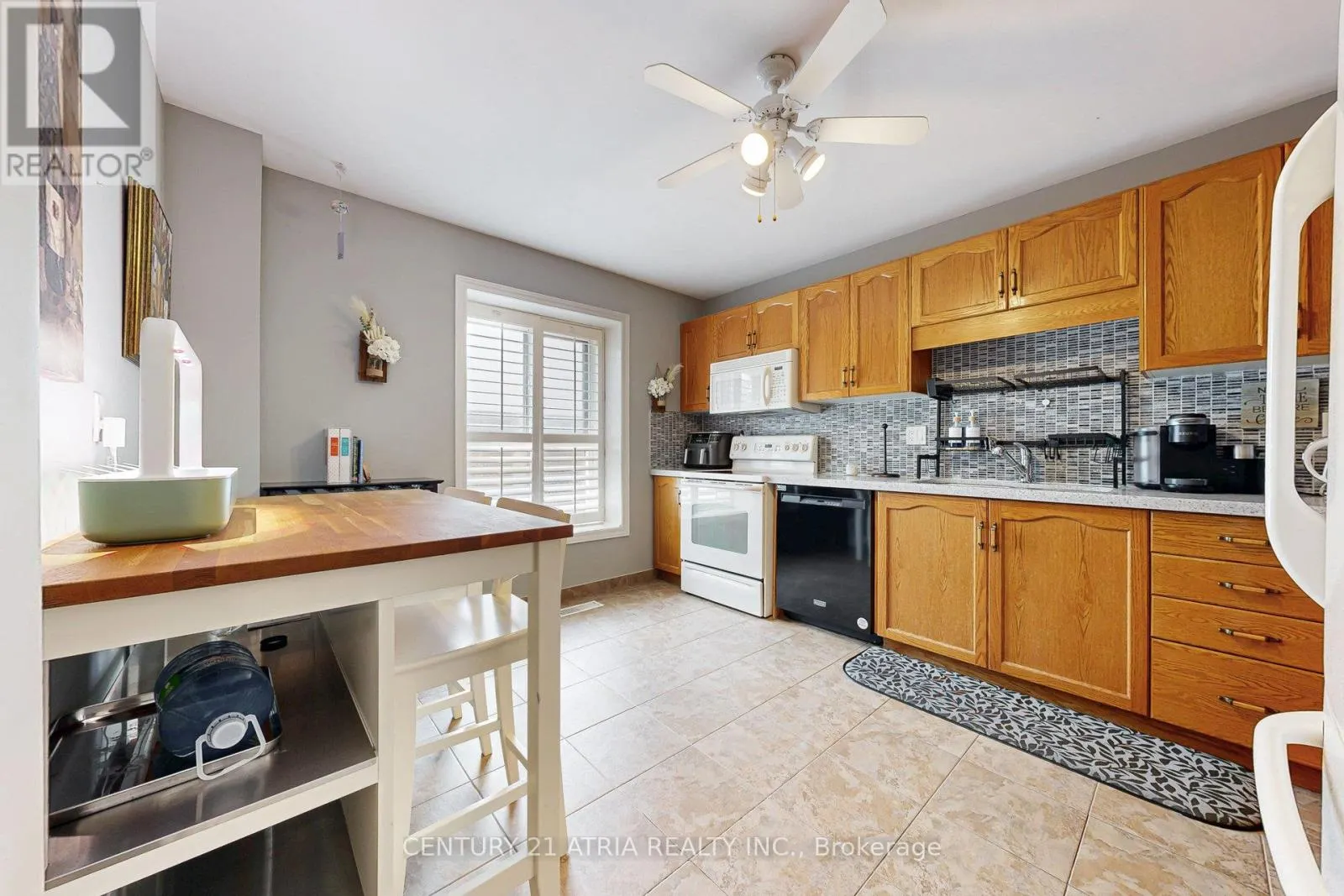 63 - 11 PLAISANCE ROAD