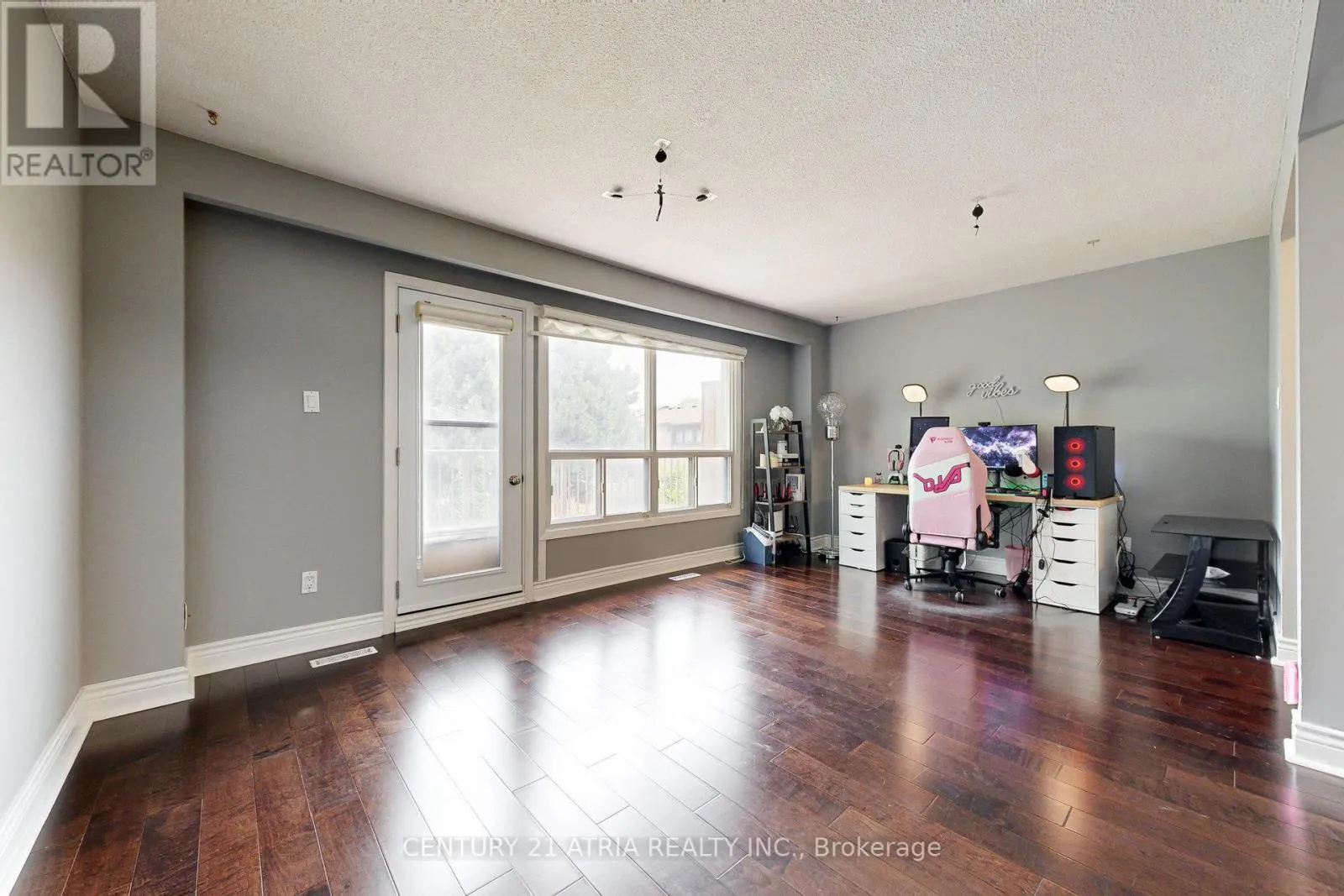 63 - 11 PLAISANCE ROAD
