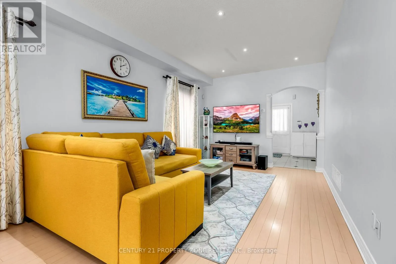 18 GRACEWELL ROAD