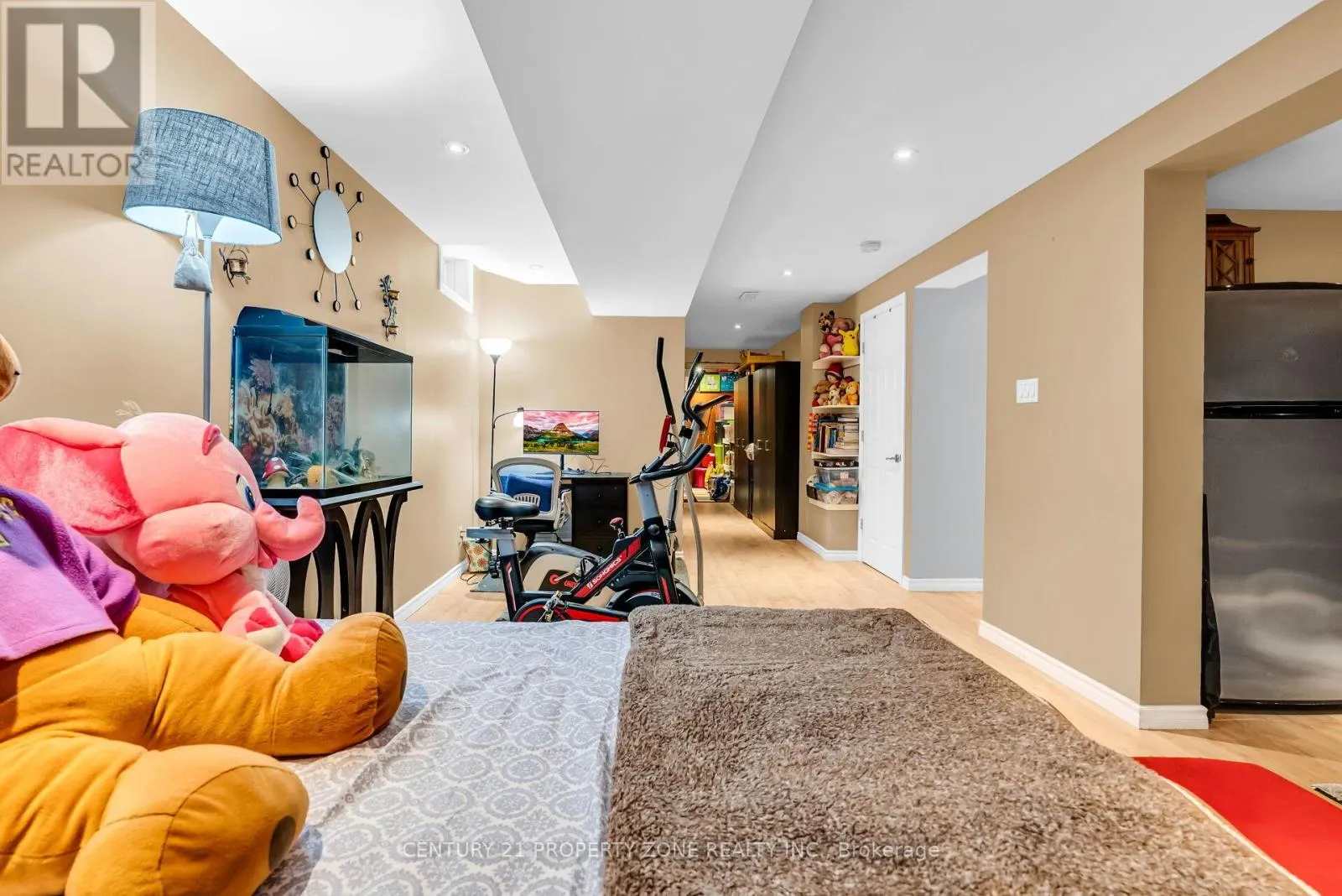 18 GRACEWELL ROAD