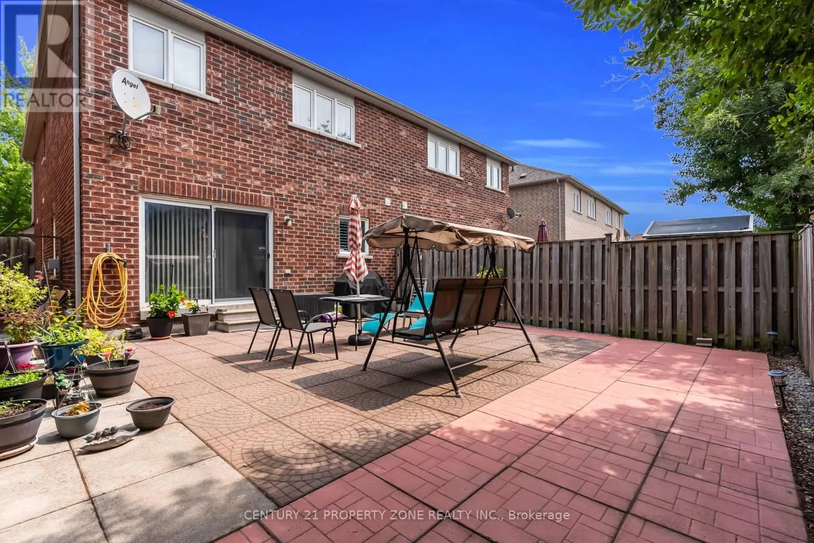 18 GRACEWELL ROAD