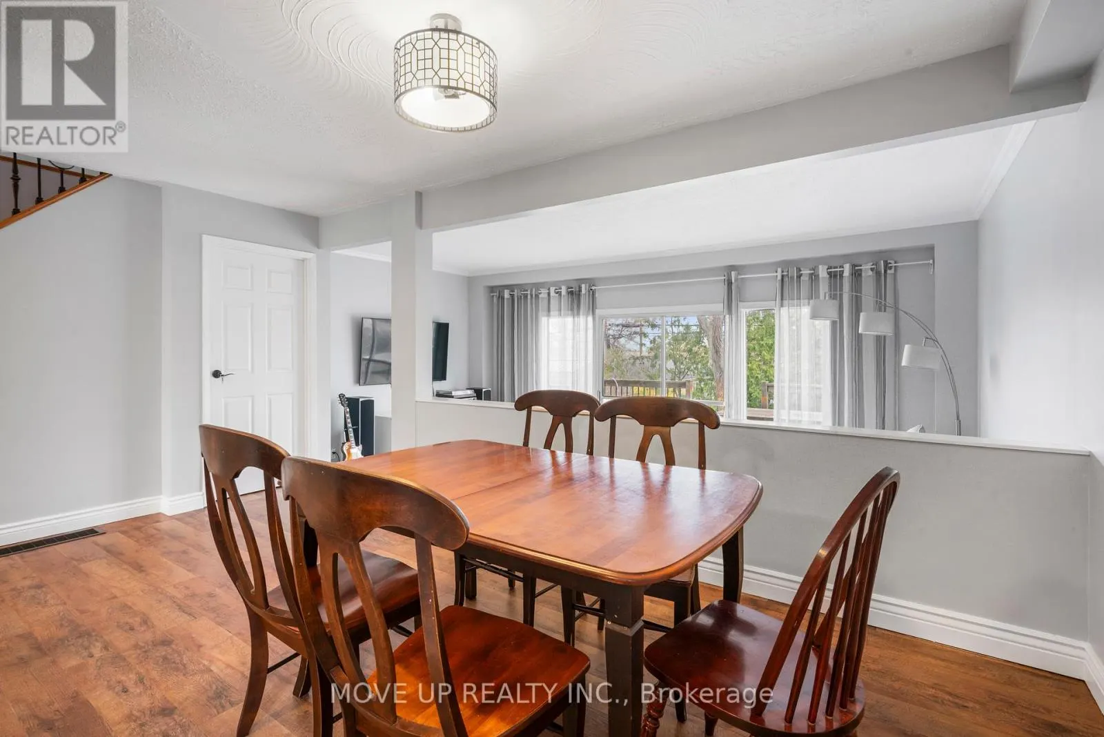 785 PAM CRESCENT