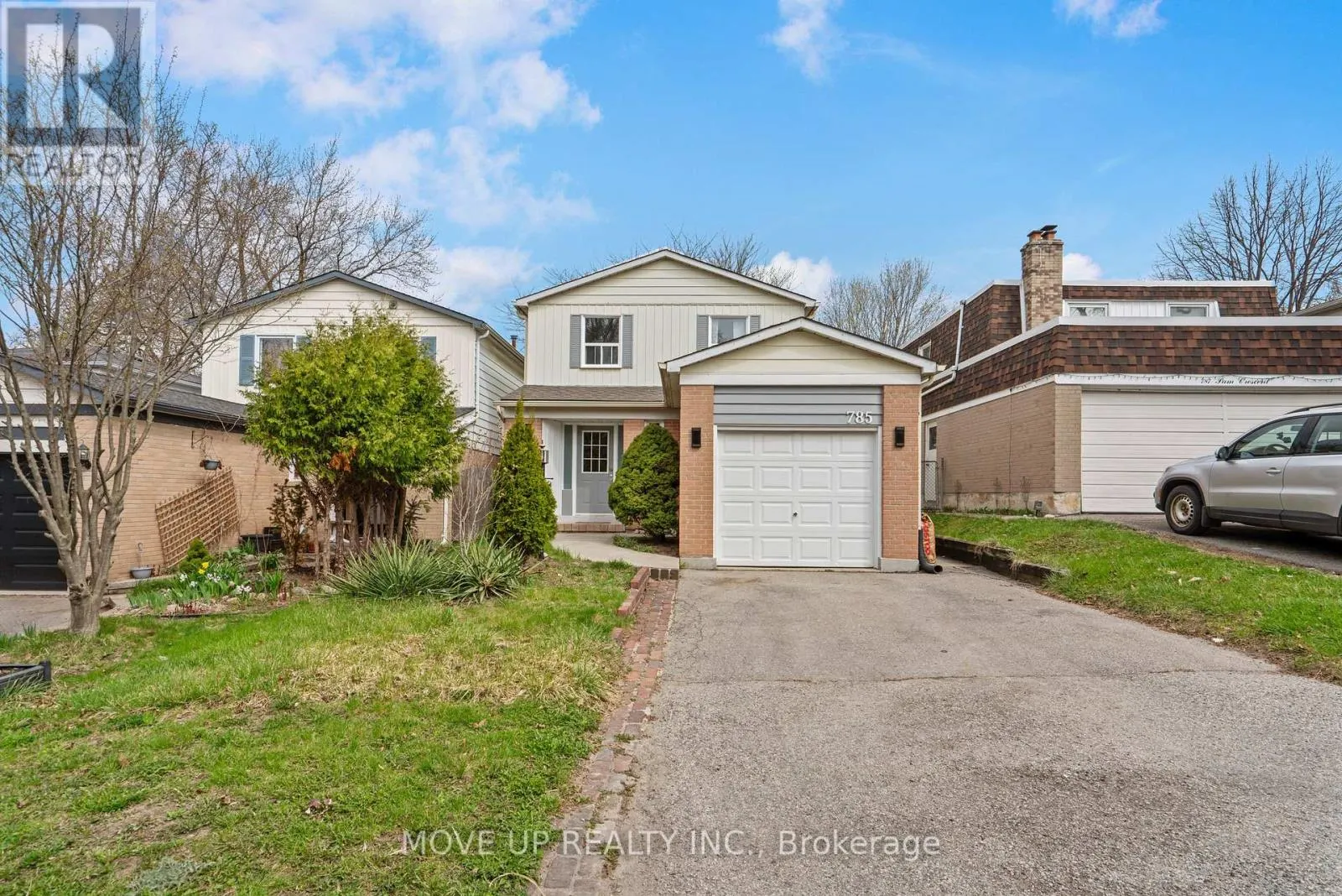 785 PAM CRESCENT