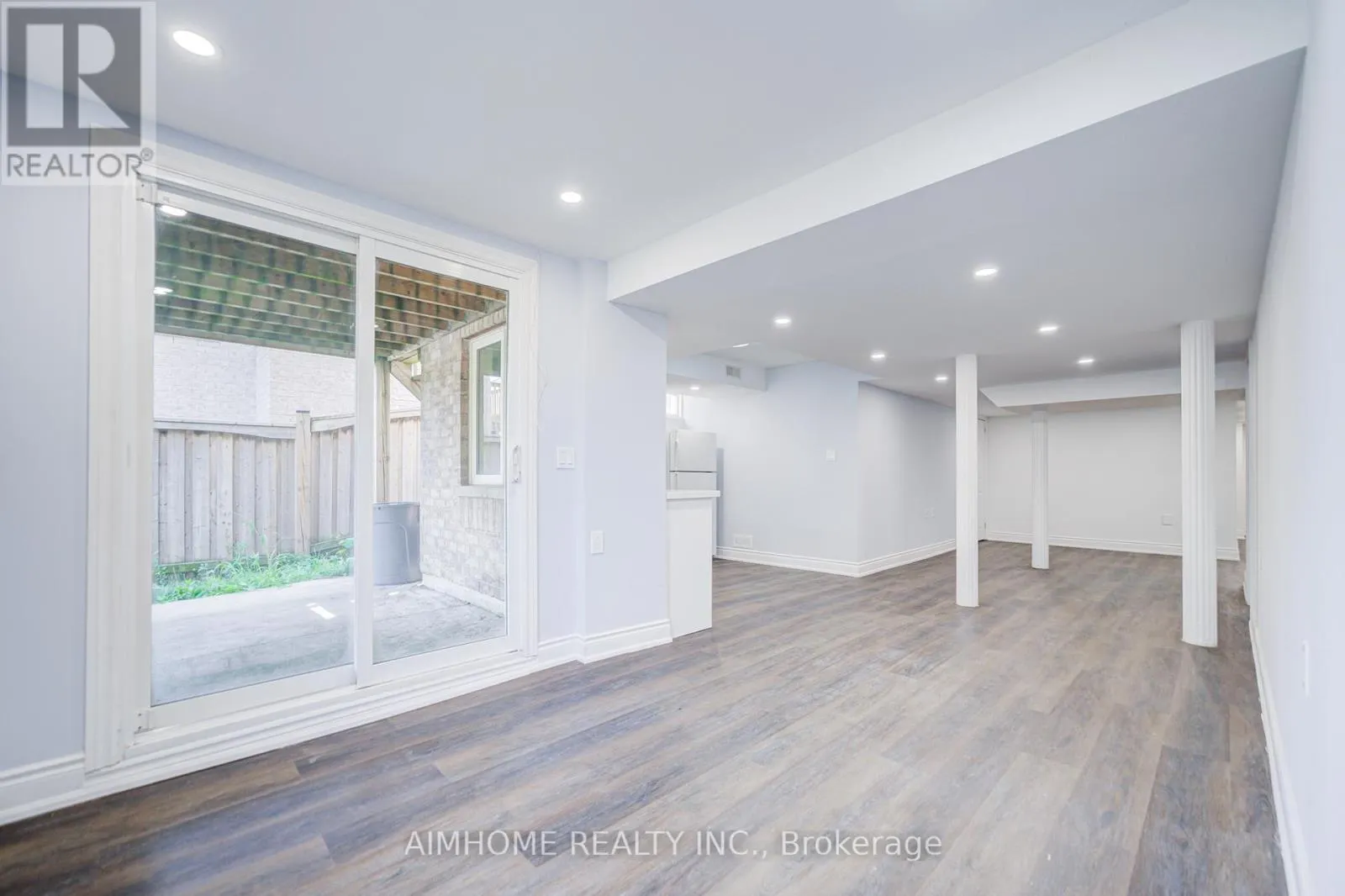 415 PETER RUPERT AVENUE