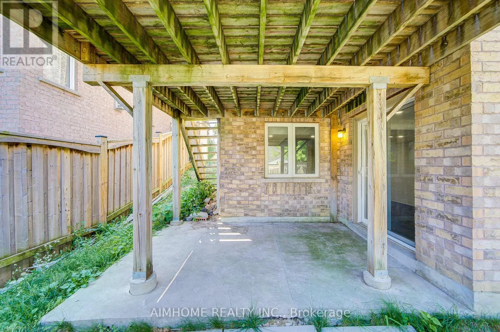 415 PETER RUPERT AVENUE