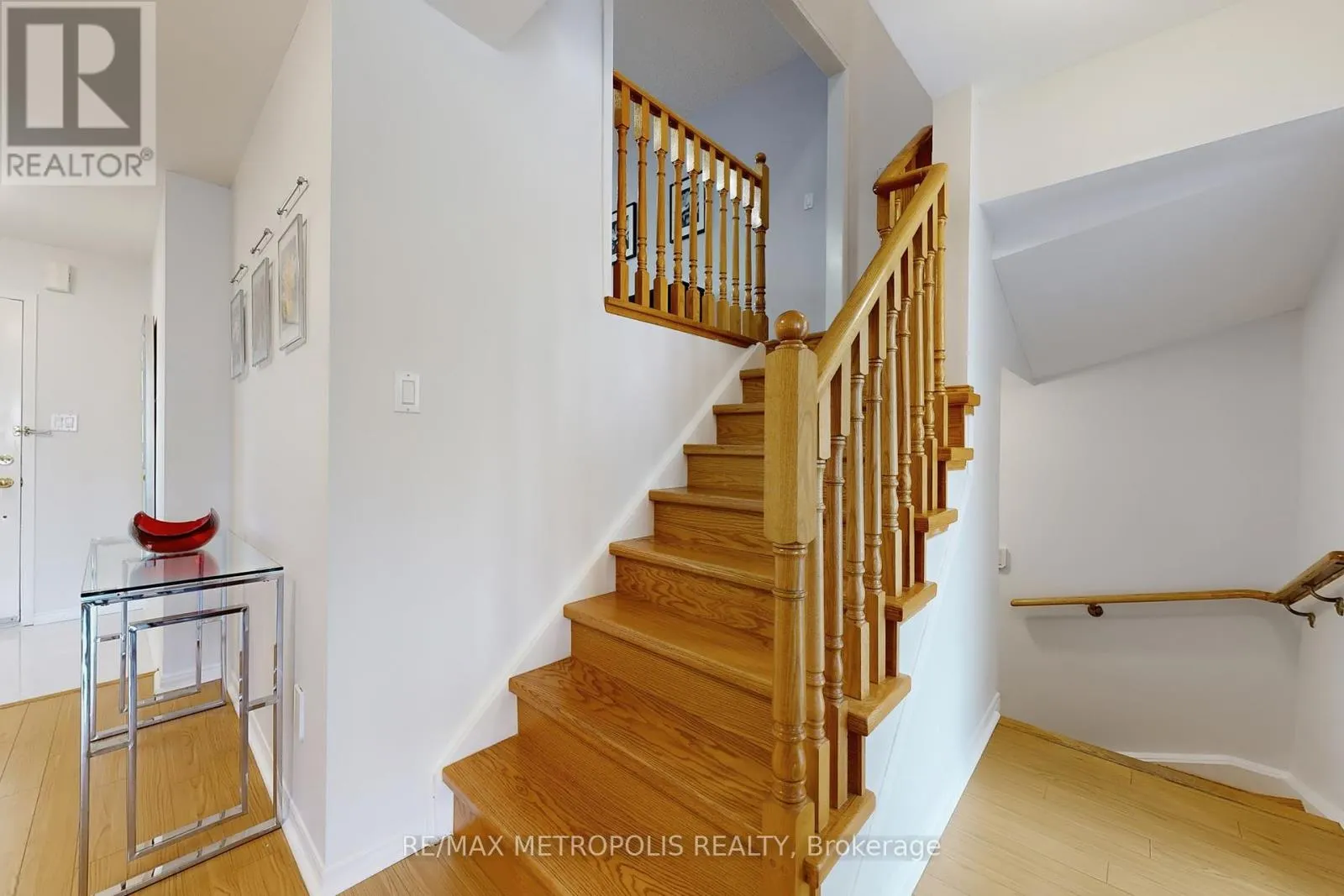 175 ROXBURY STREET