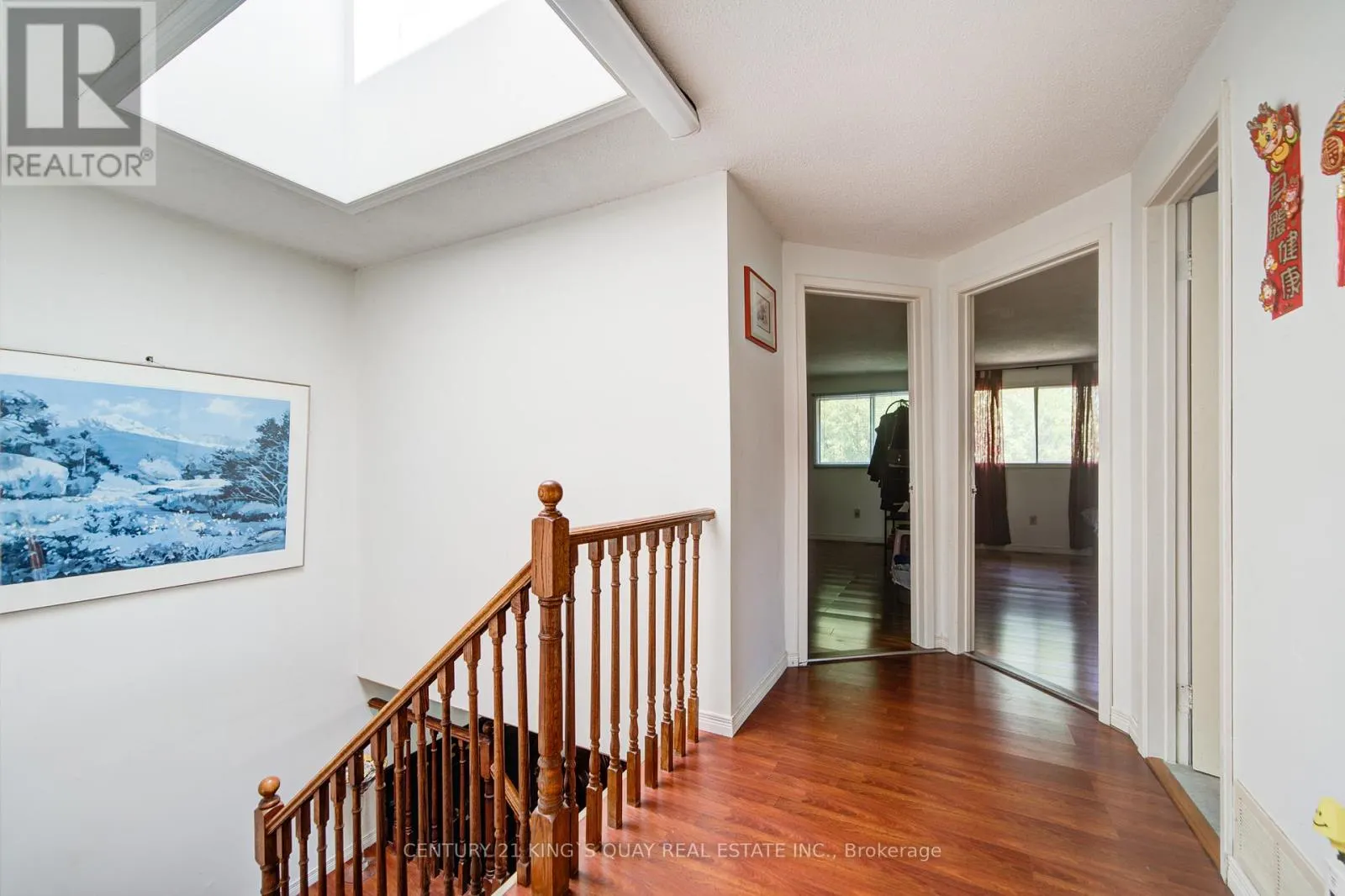 6 COTTSMORE CRESCENT