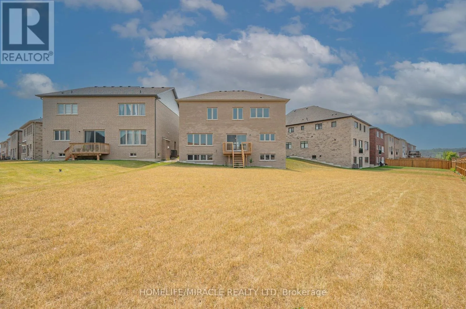 1653 CORSAL COURT