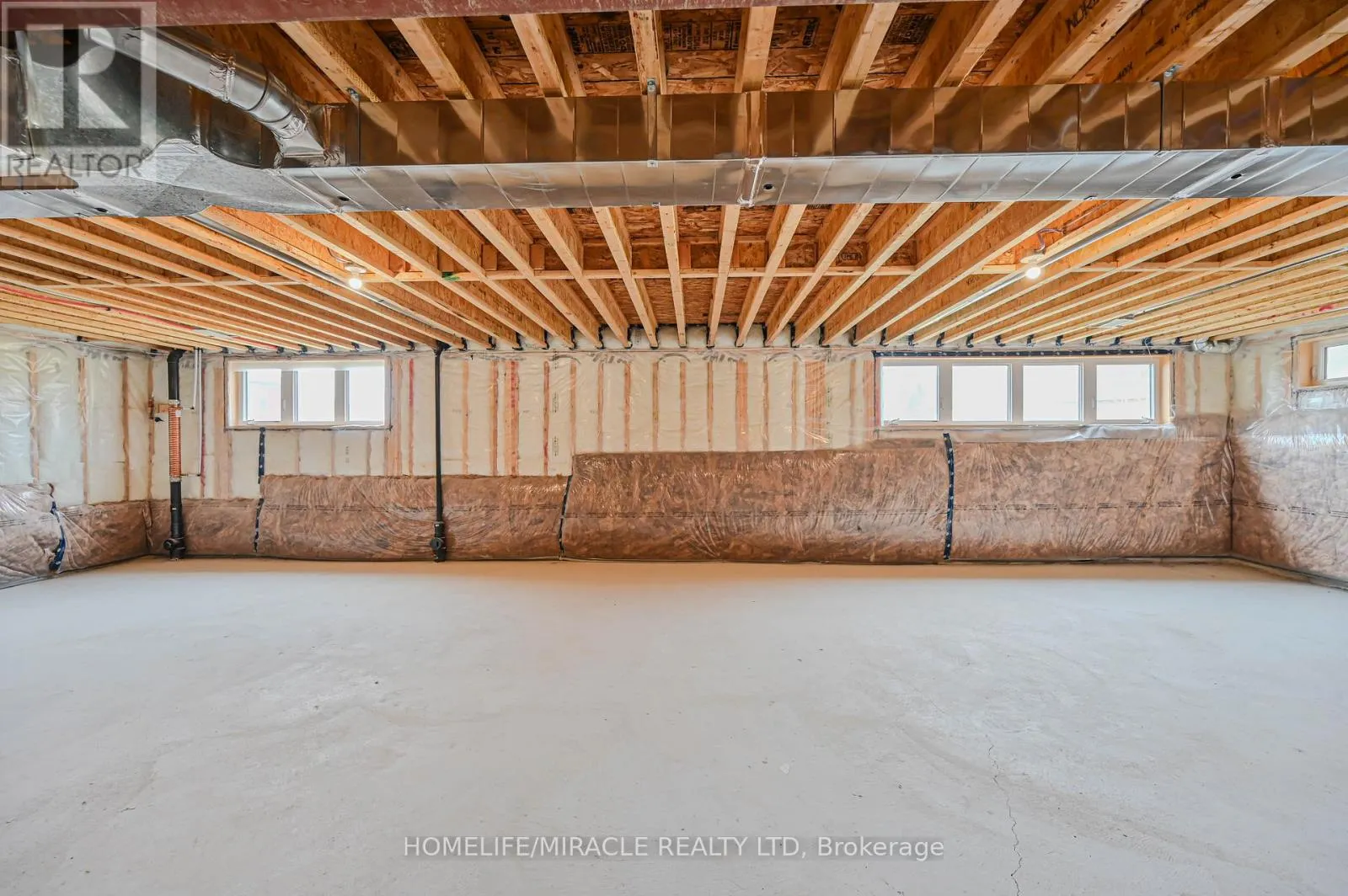 1653 CORSAL COURT