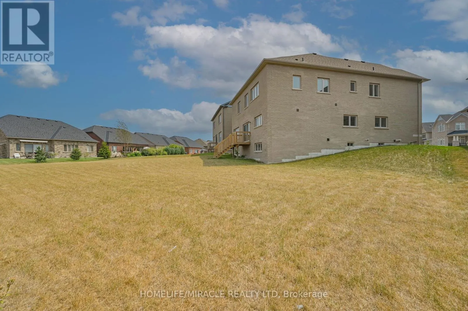 1653 CORSAL COURT