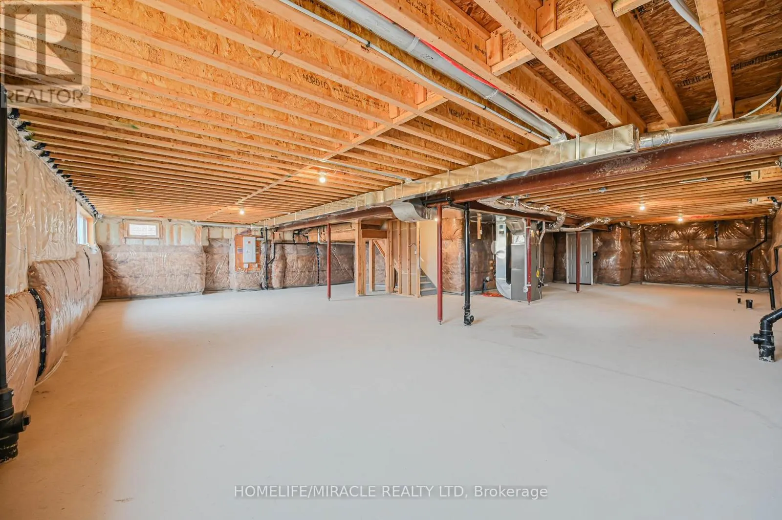 1653 CORSAL COURT