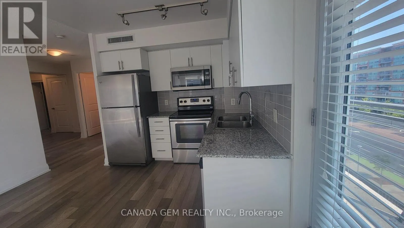UNIT #710 - 372 HIGHWAY 7