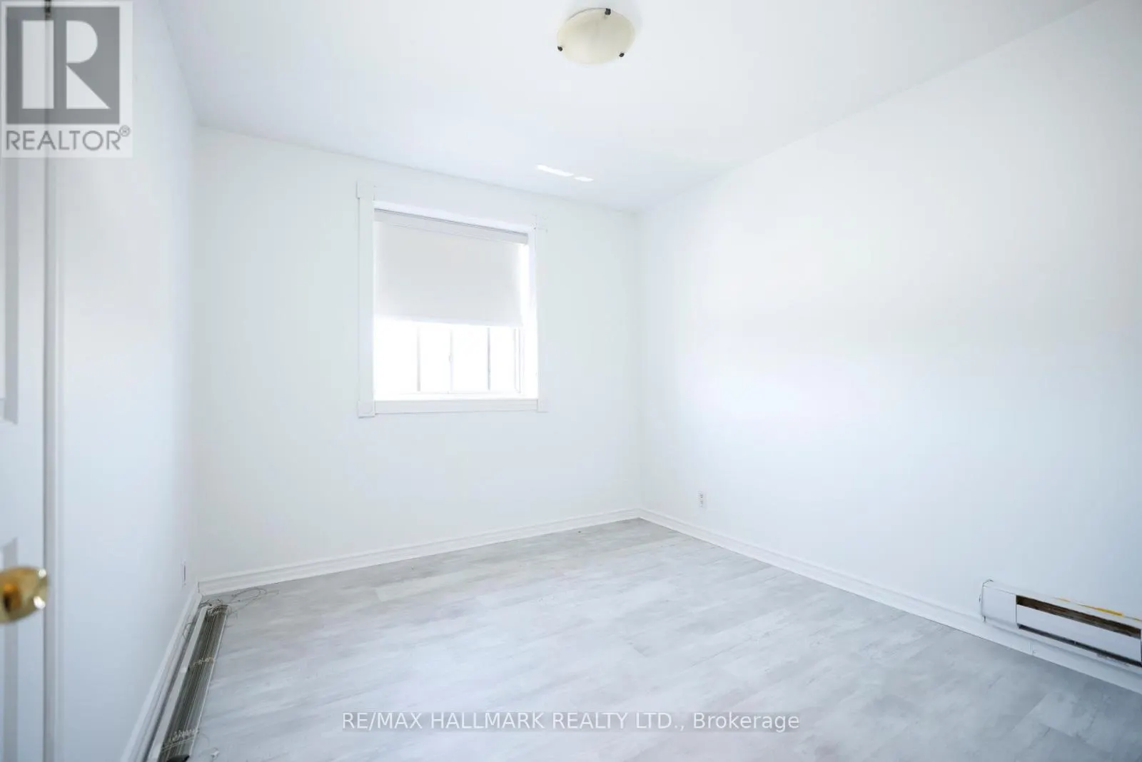 2 - 37 HOLLAND STREET W