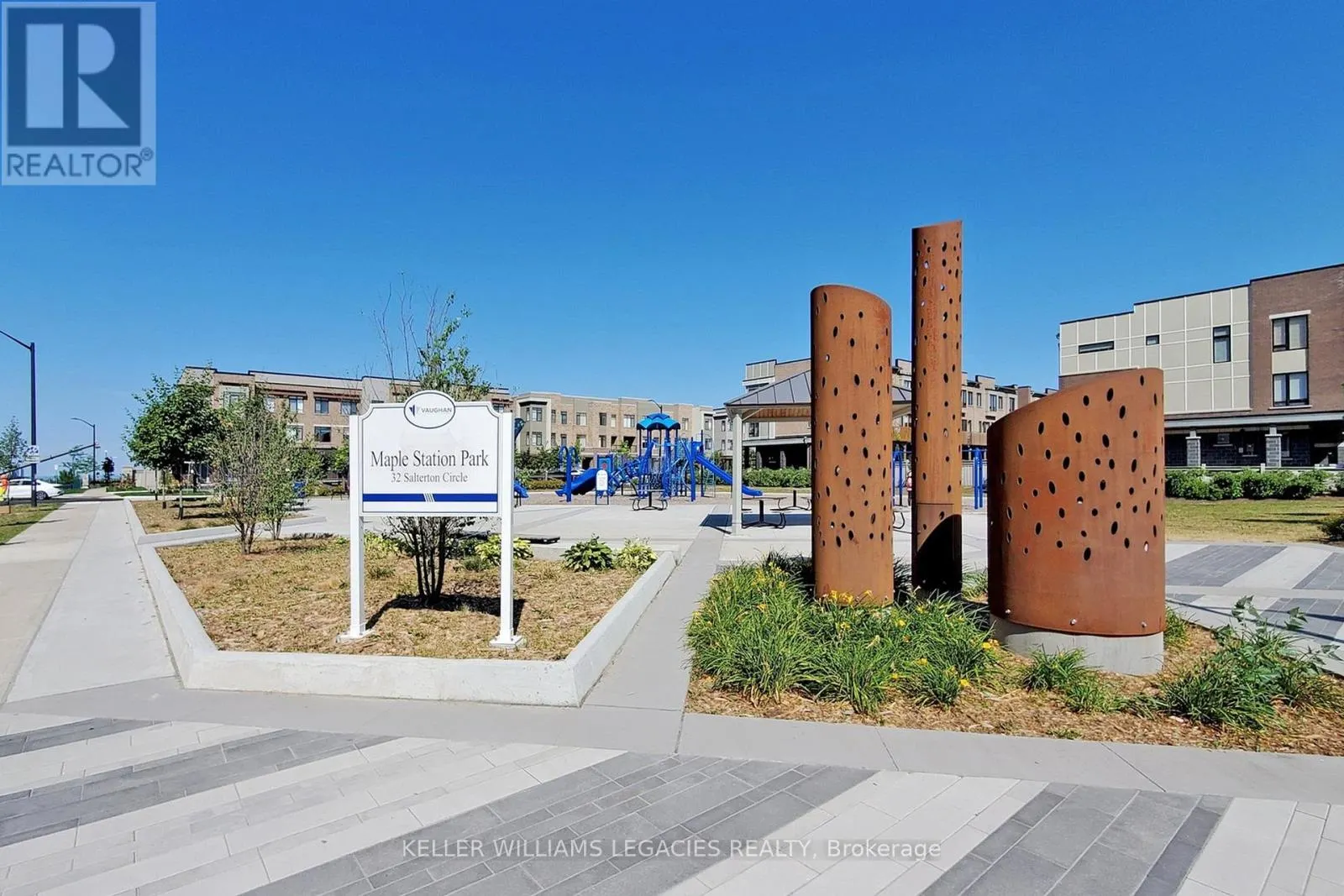 211 - 100 EAGLE ROCK WAY