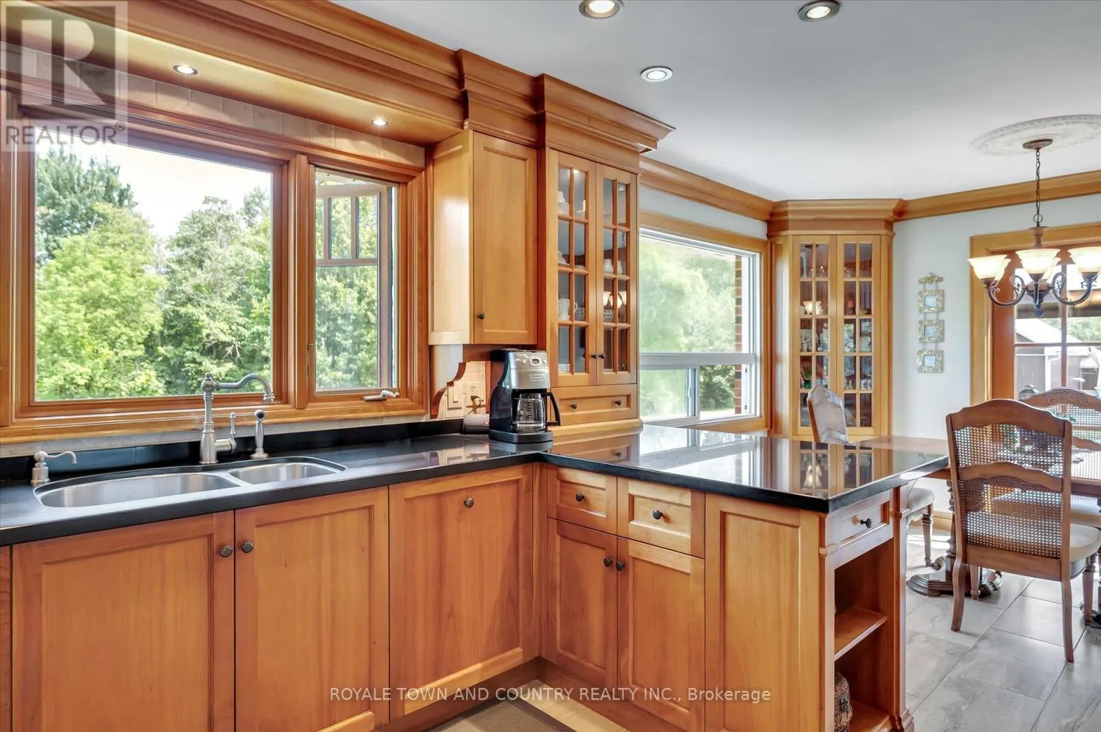 5427 RAVENSHOE ROAD