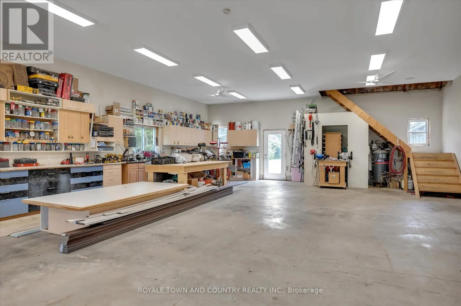 5427 RAVENSHOE ROAD
