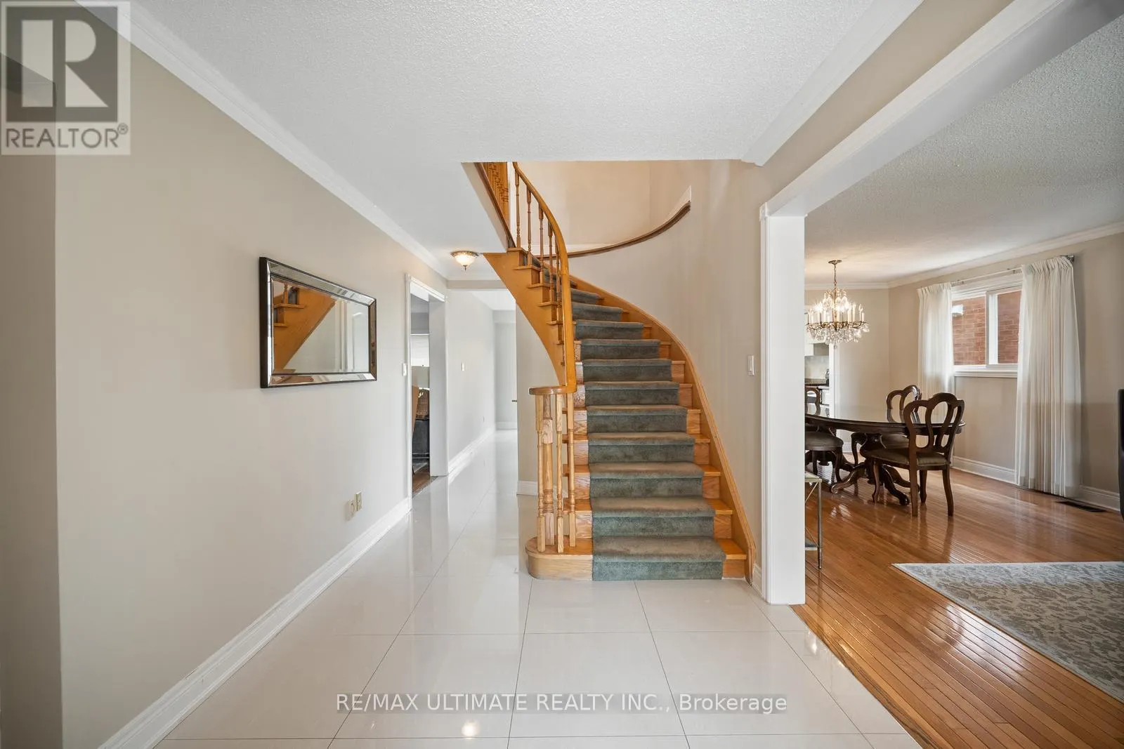 210 RIDGEFIELD CRESCENT