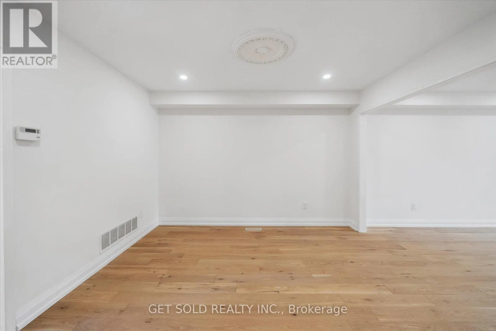 27 EDENBRIDGE DRIVE