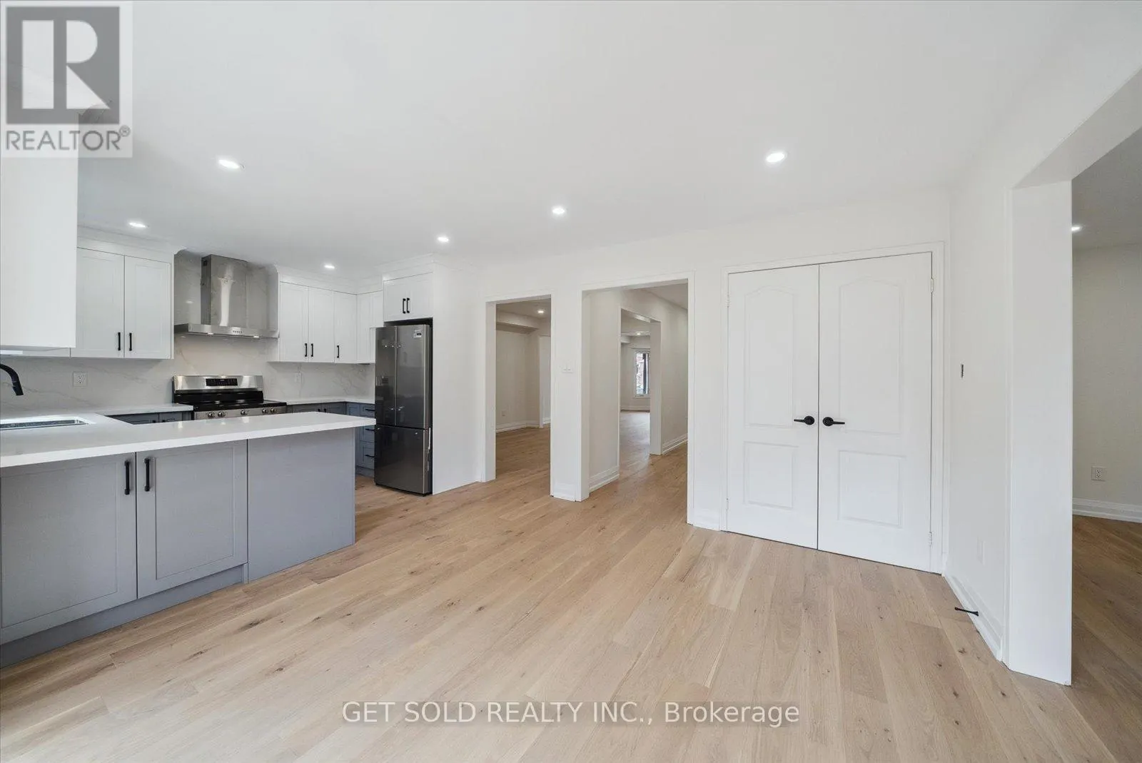 27 EDENBRIDGE DRIVE