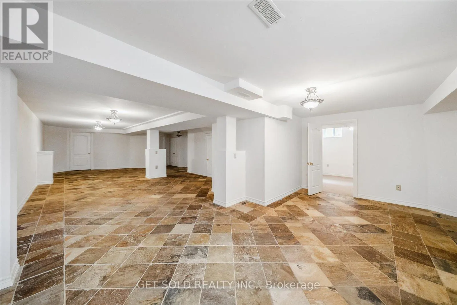 27 EDENBRIDGE DRIVE