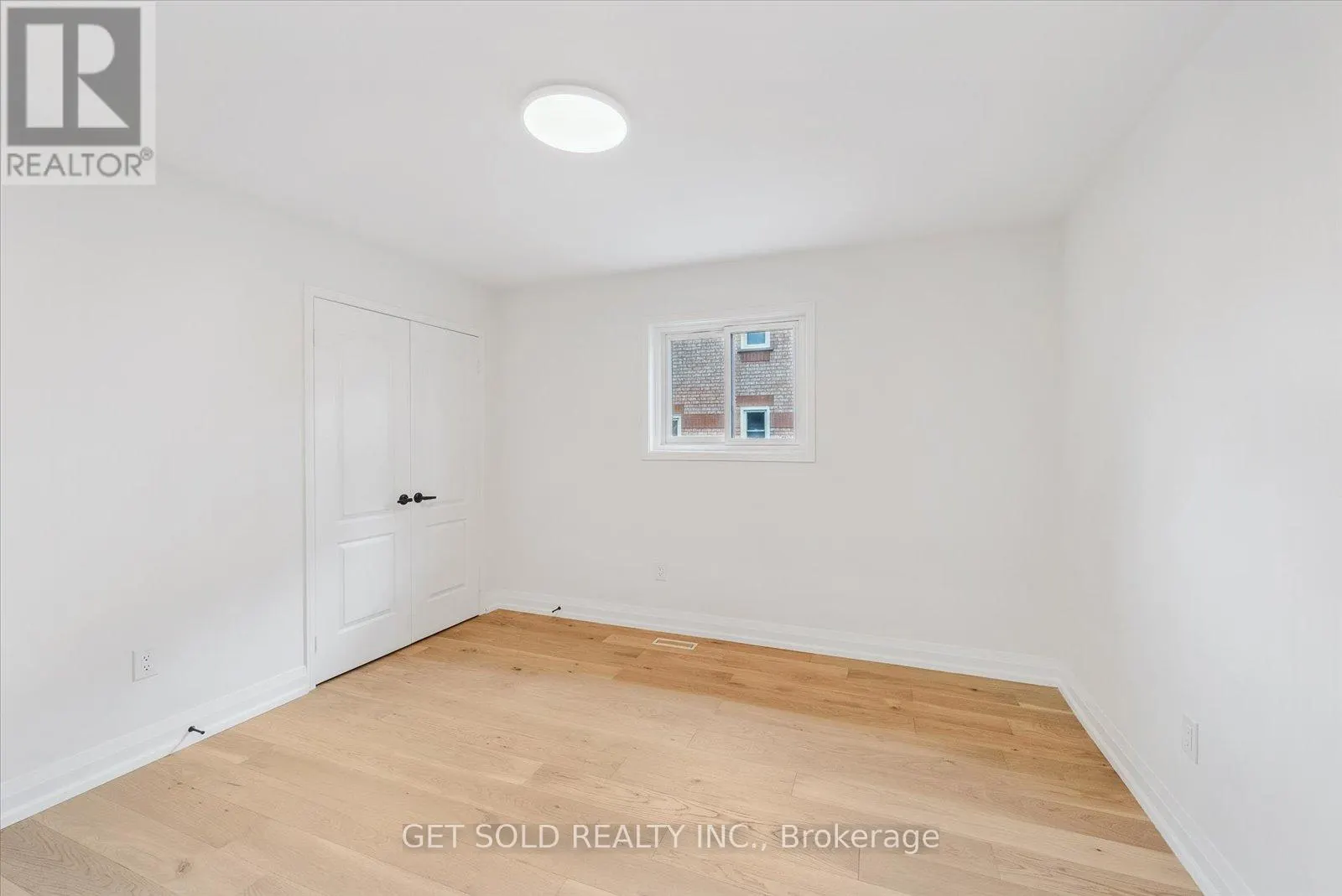 27 EDENBRIDGE DRIVE