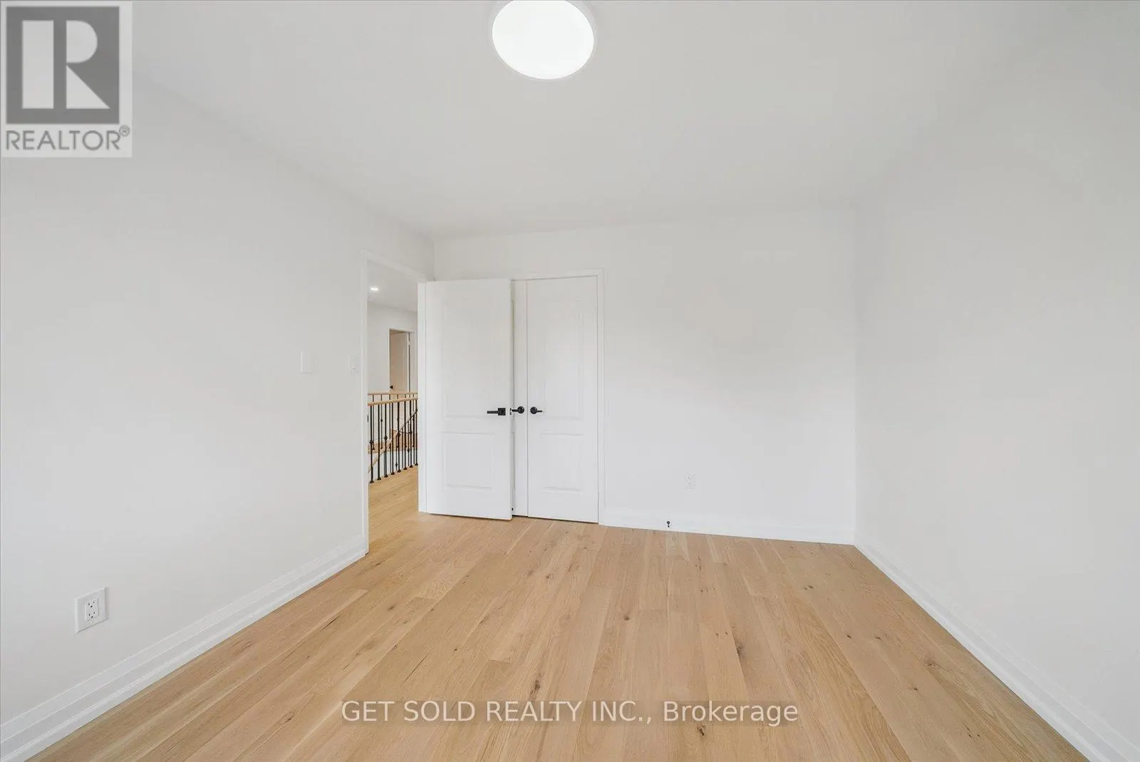 27 EDENBRIDGE DRIVE