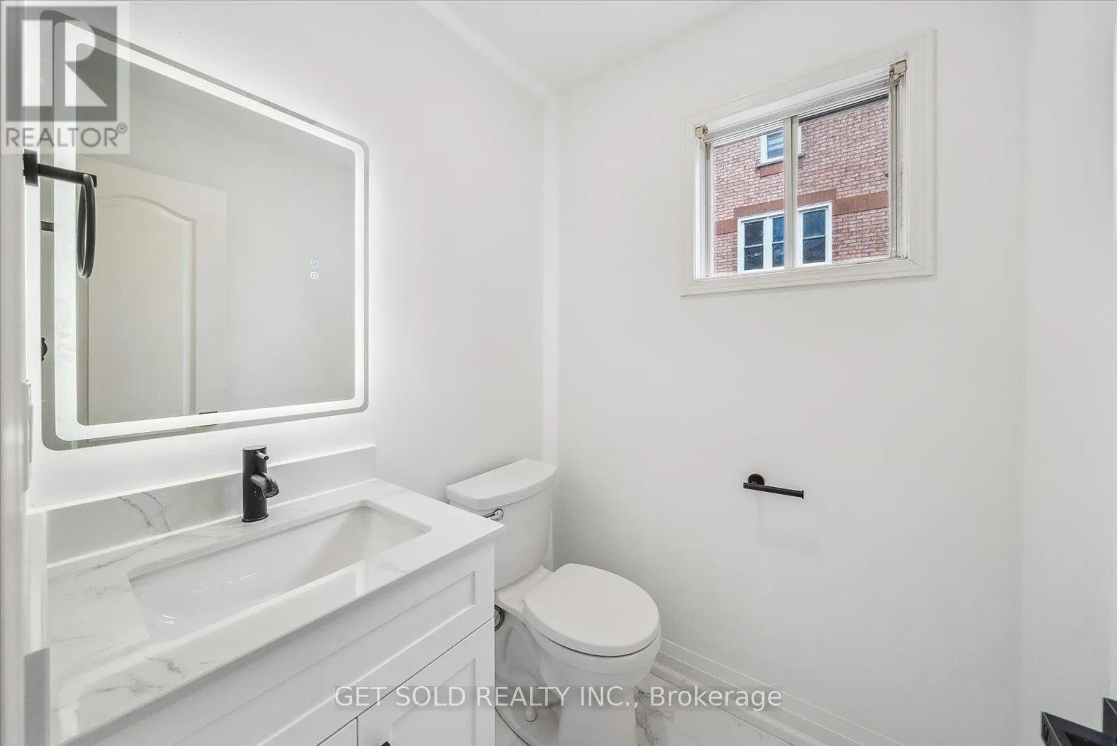 27 EDENBRIDGE DRIVE