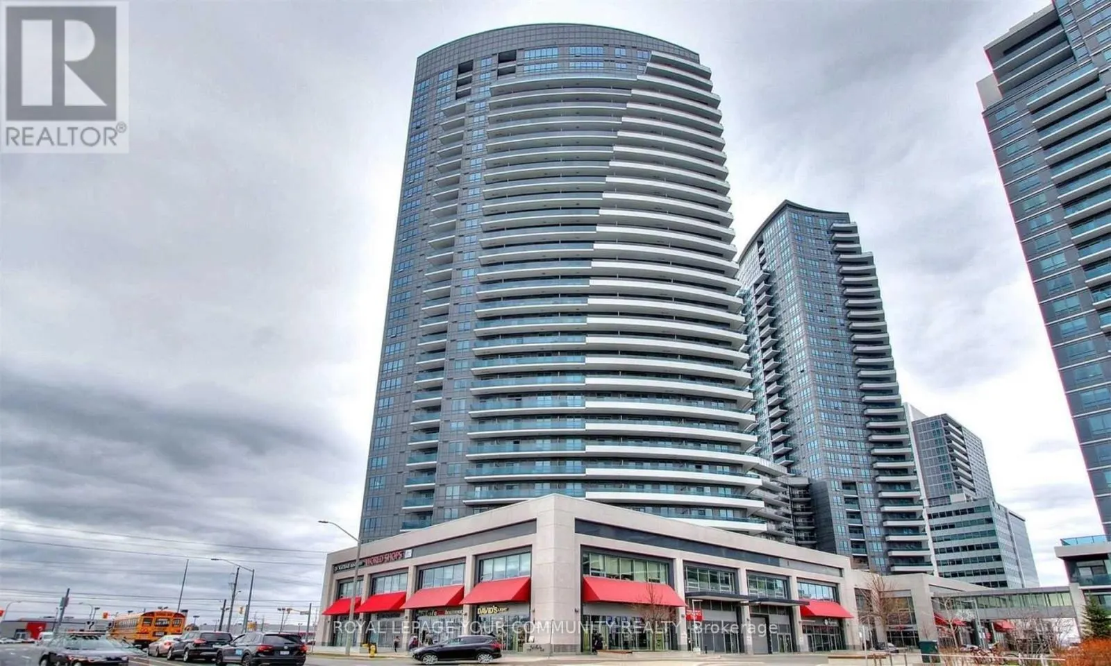 2426 - 7161 YONGE STREET