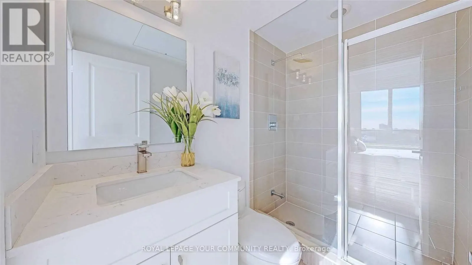 2426 - 7161 YONGE STREET