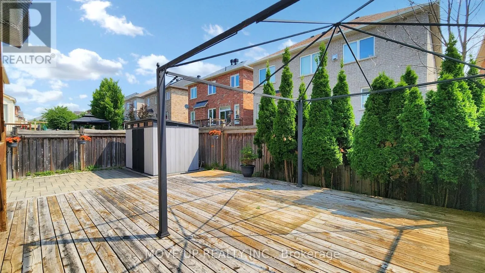 30 HOPPINGTON AVENUE