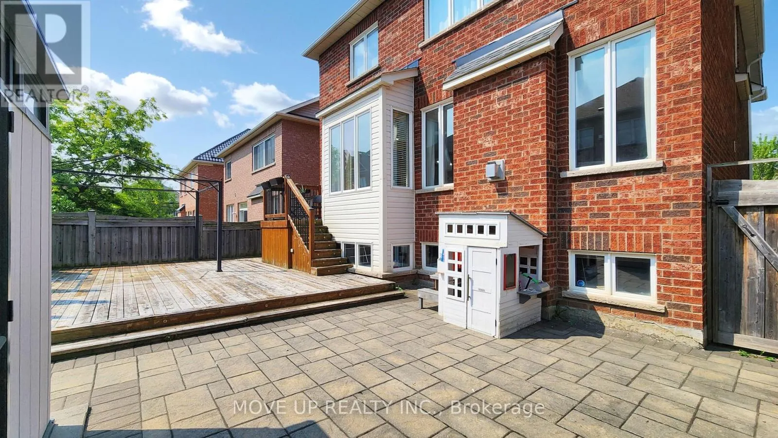 30 HOPPINGTON AVENUE