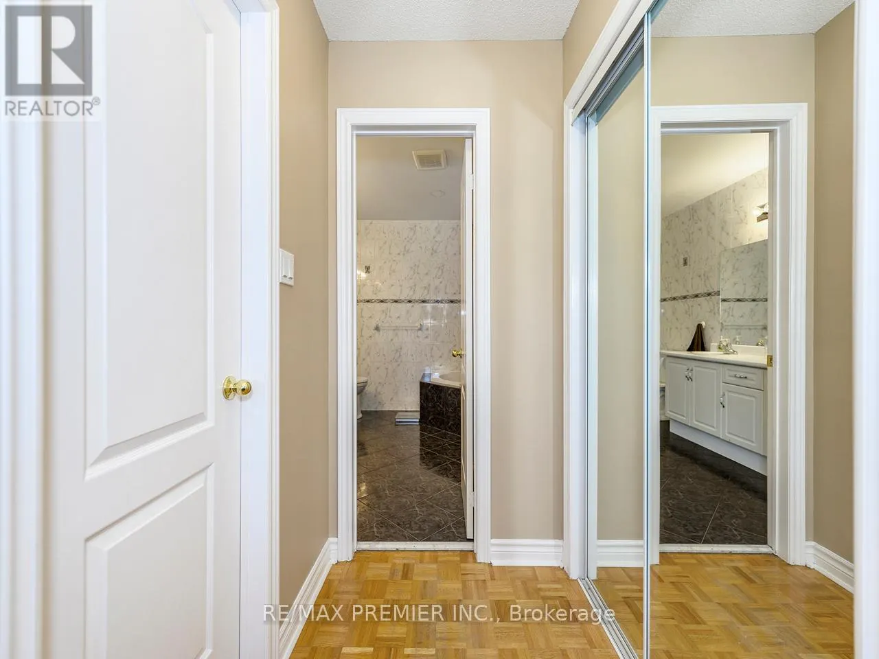 284 AVRO ROAD