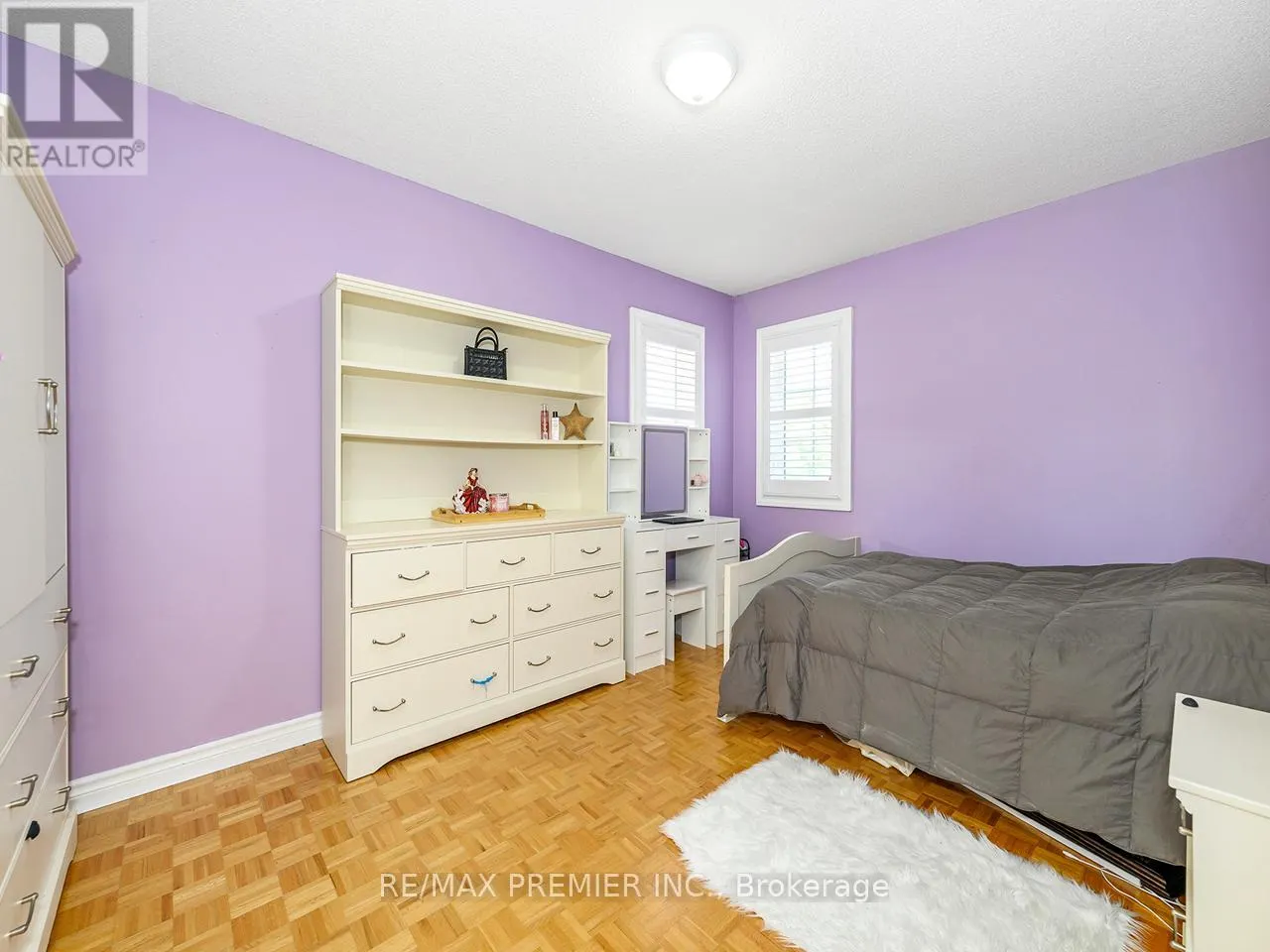284 AVRO ROAD