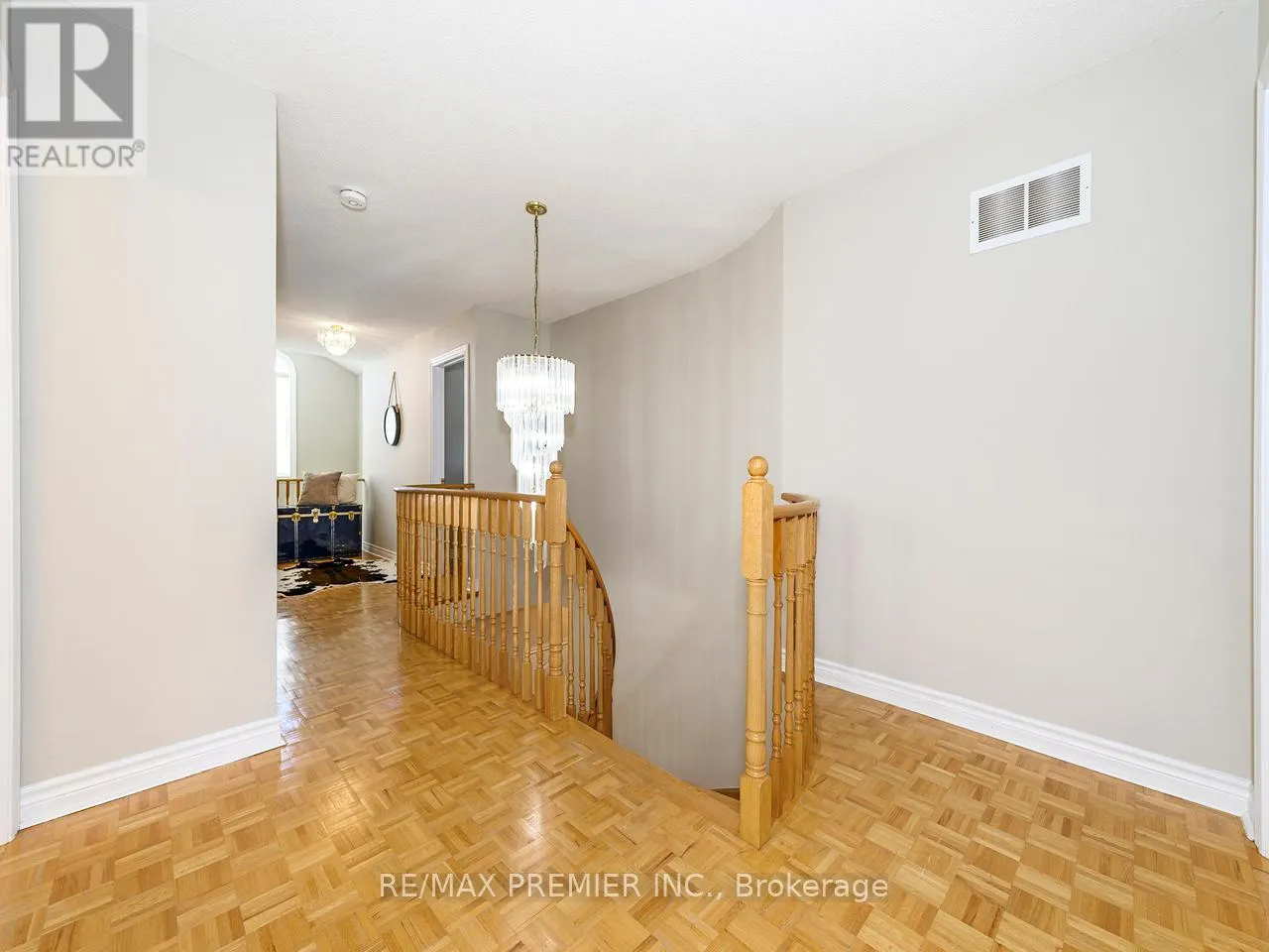 284 AVRO ROAD