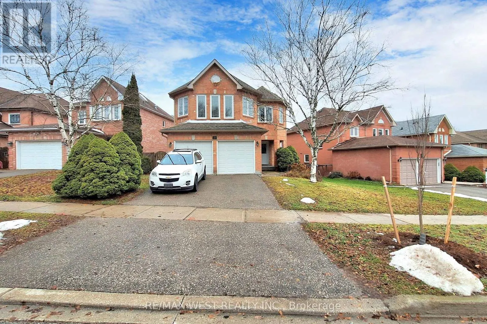 43 CHISWICK CRESCENT