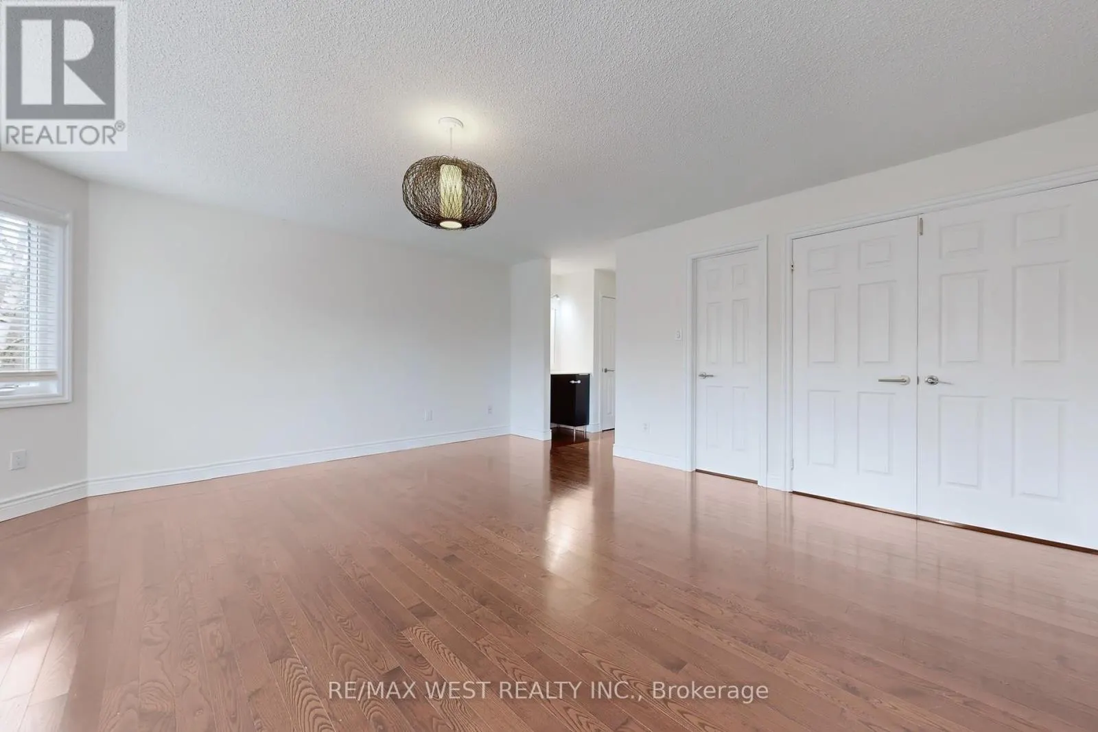 43 CHISWICK CRESCENT