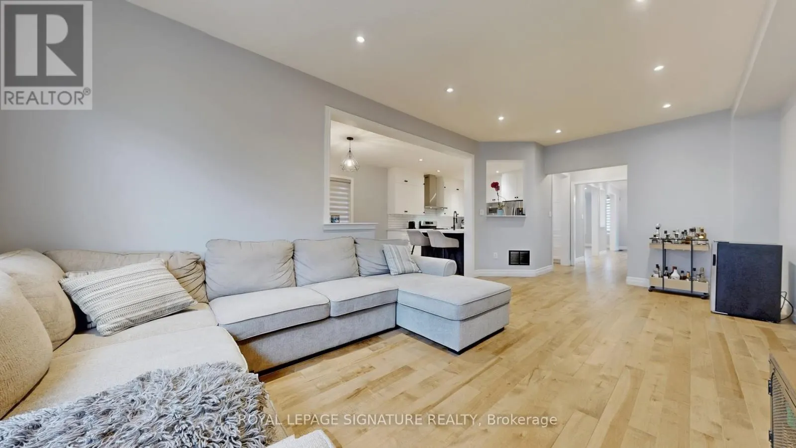 10 FOXTON ROAD