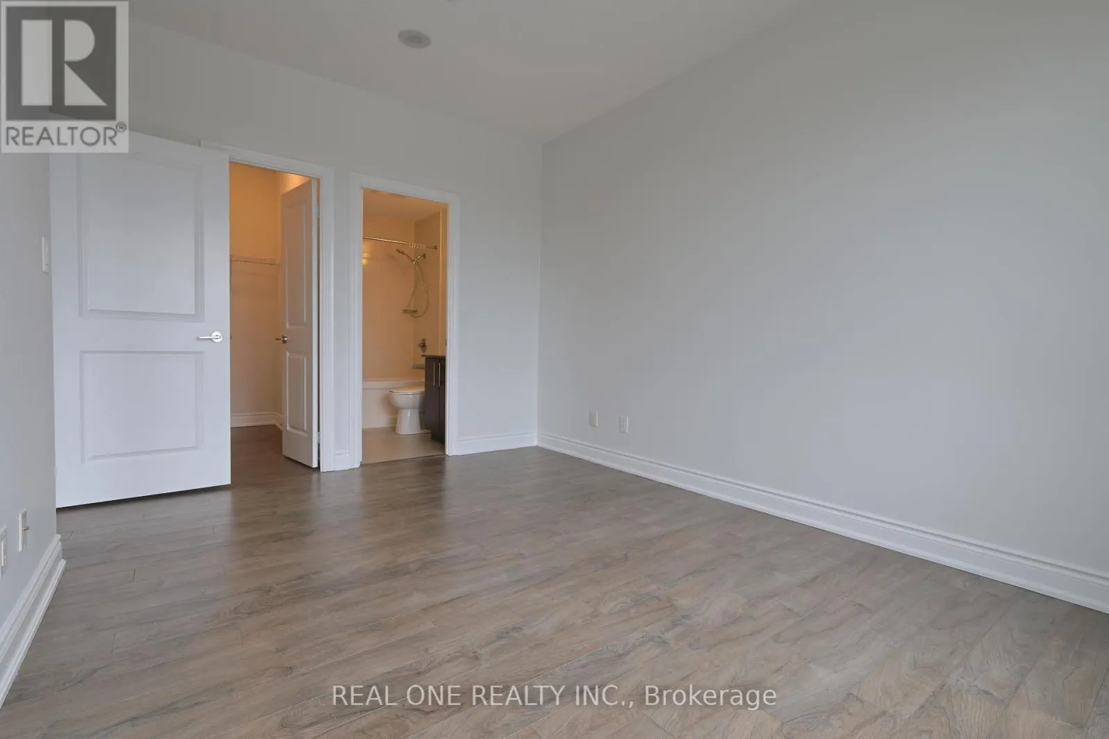 1216 - 277 SOUTH PARK ROAD