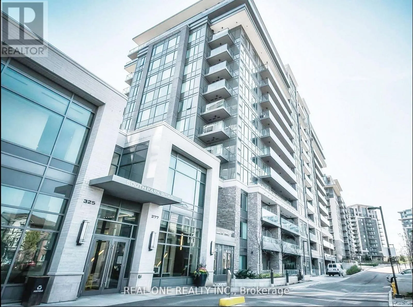 1216 - 277 SOUTH PARK ROAD