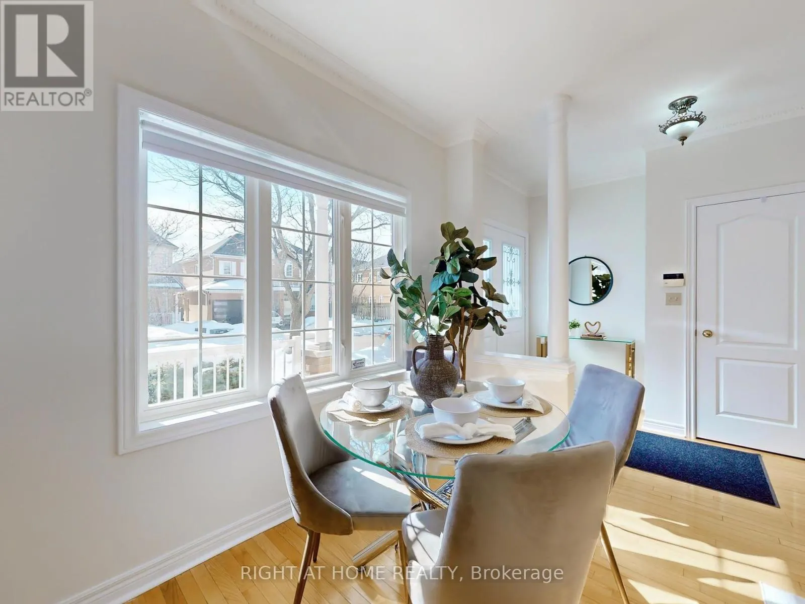 61 PALISADE CRESCENT