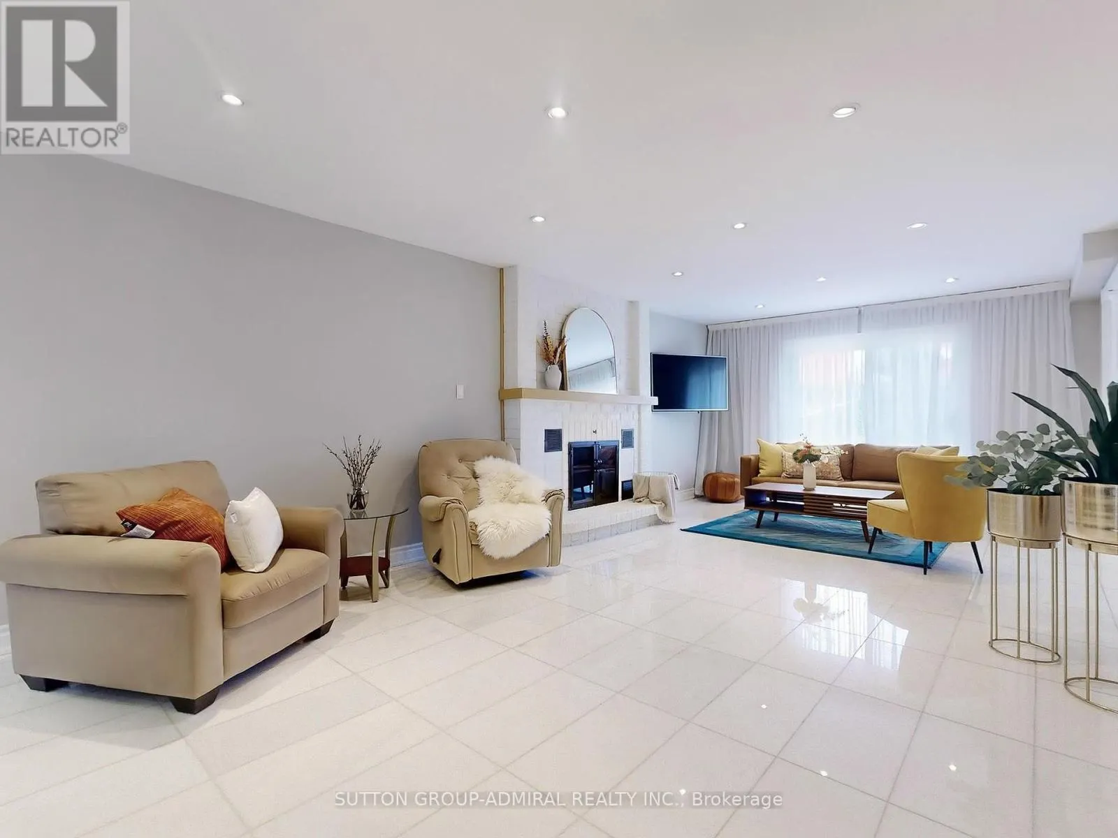 160 MARWOOD PLACE