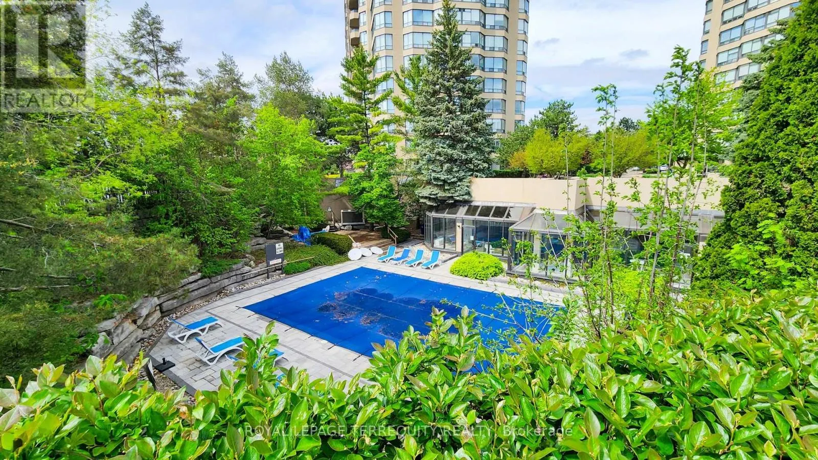 917 - 32 CLARISSA DRIVE
