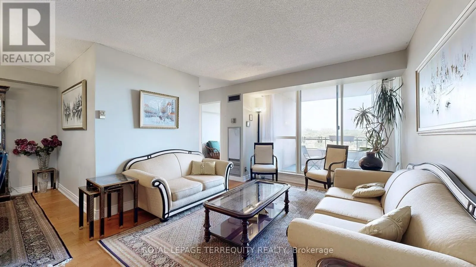 917 - 32 CLARISSA DRIVE