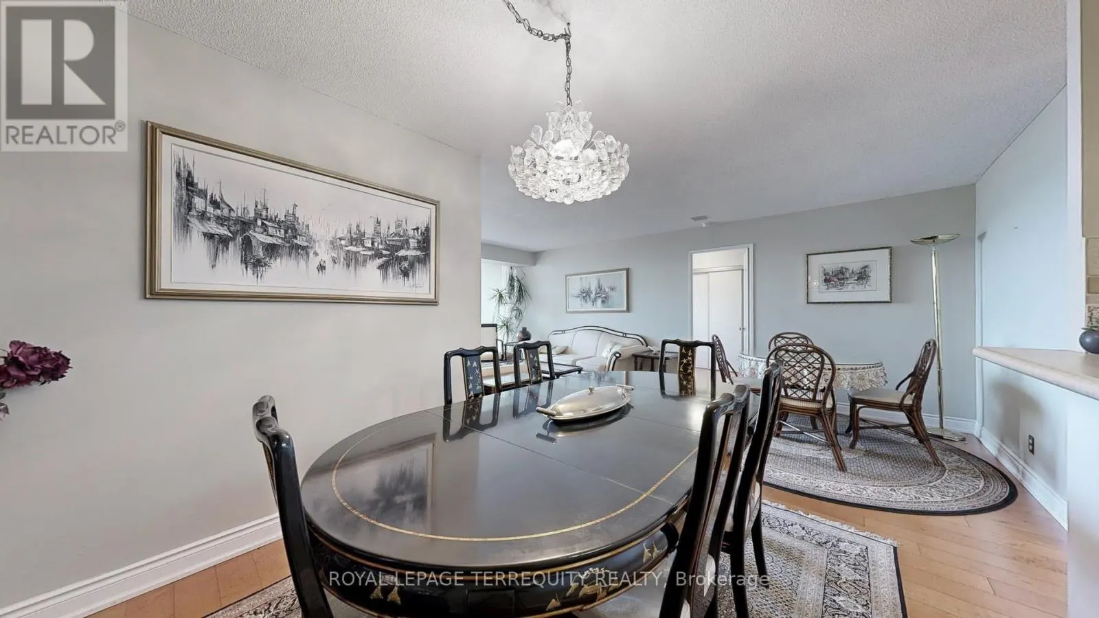 917 - 32 CLARISSA DRIVE