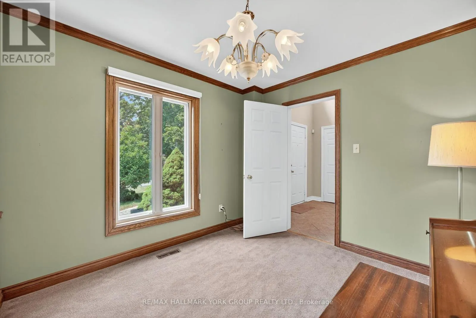 64 CRAIGLEITH CRESCENT