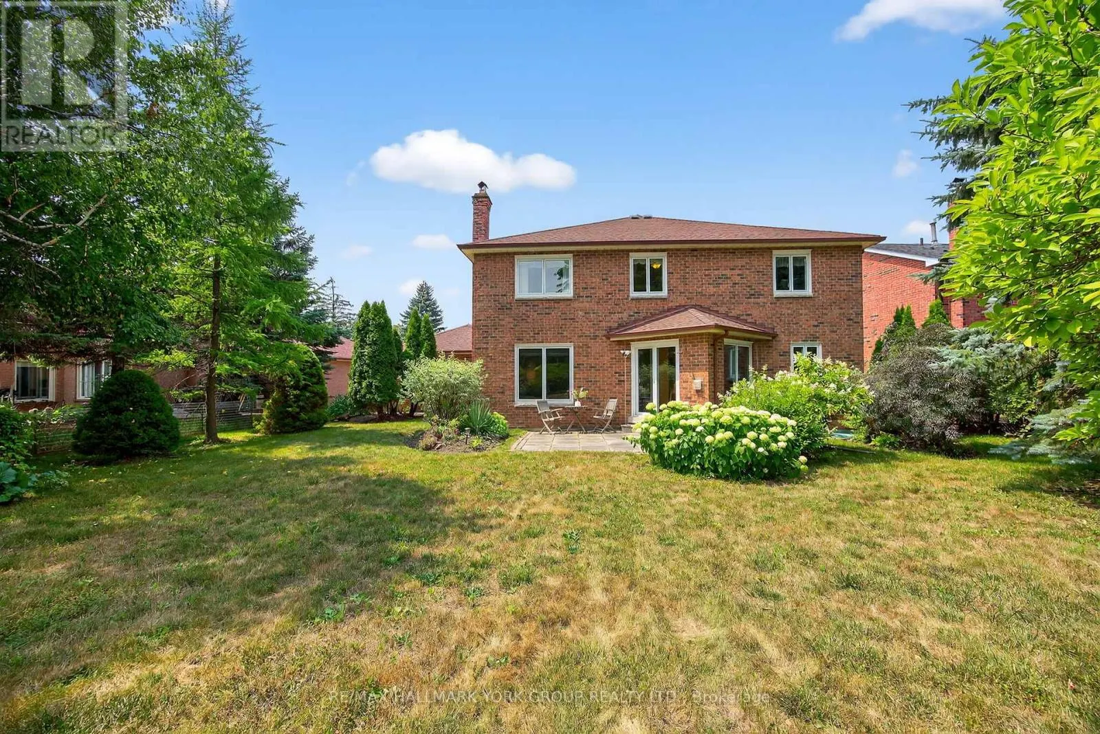 64 CRAIGLEITH CRESCENT