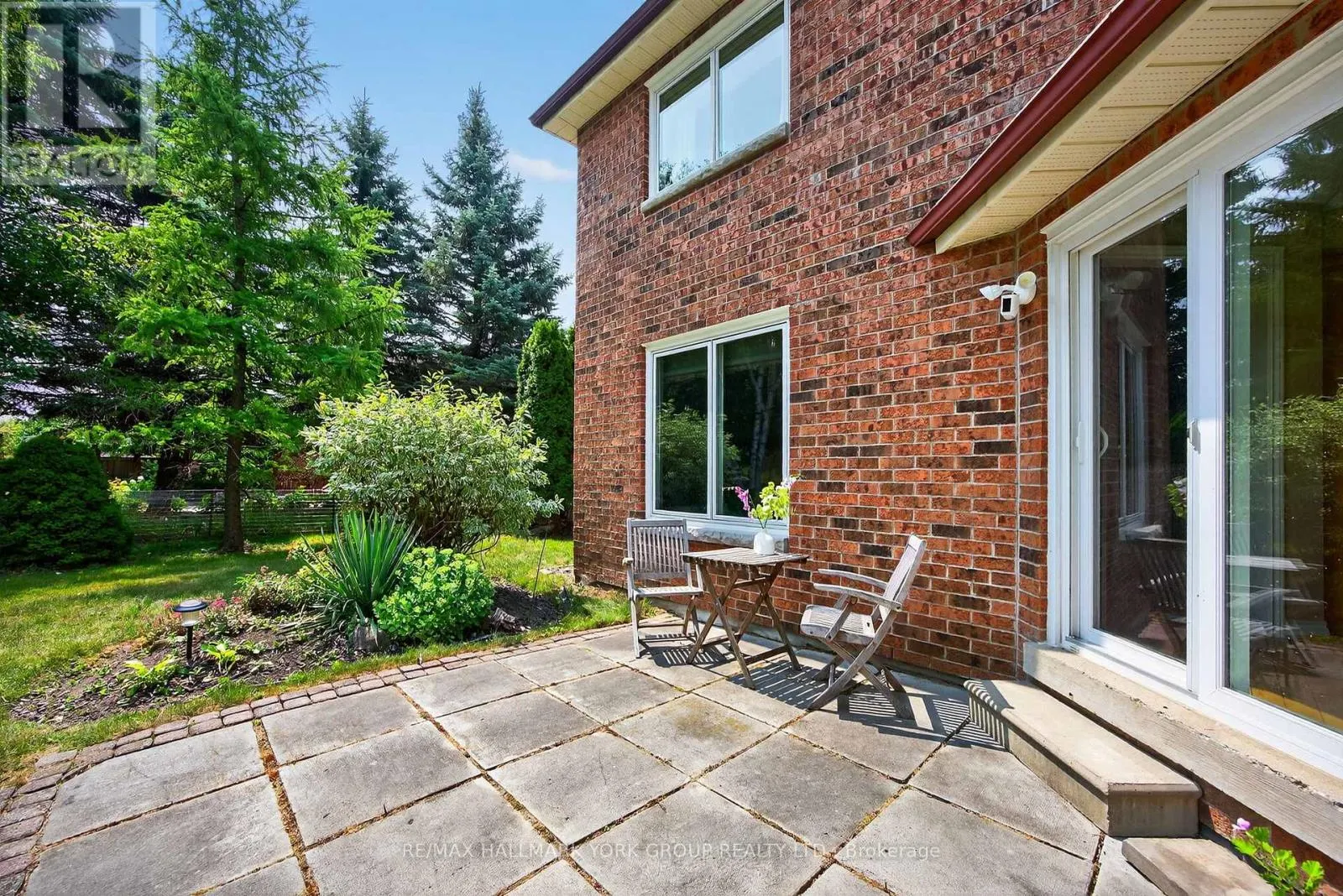 64 CRAIGLEITH CRESCENT