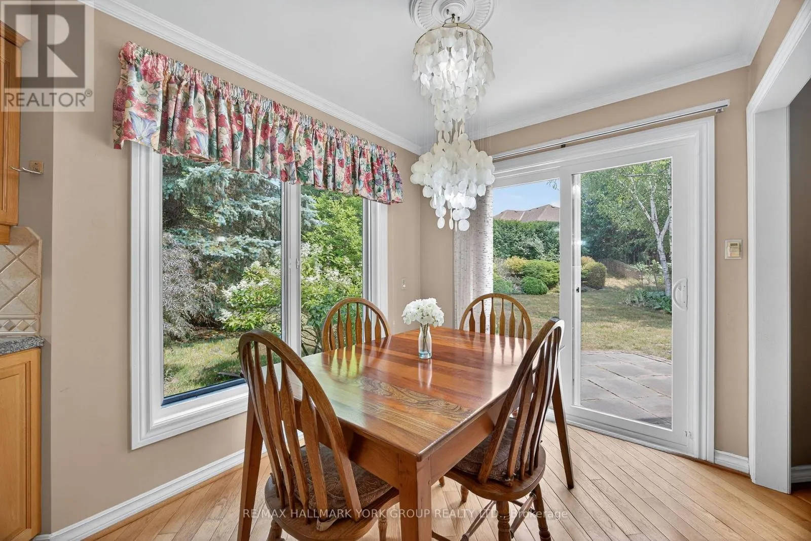 64 CRAIGLEITH CRESCENT