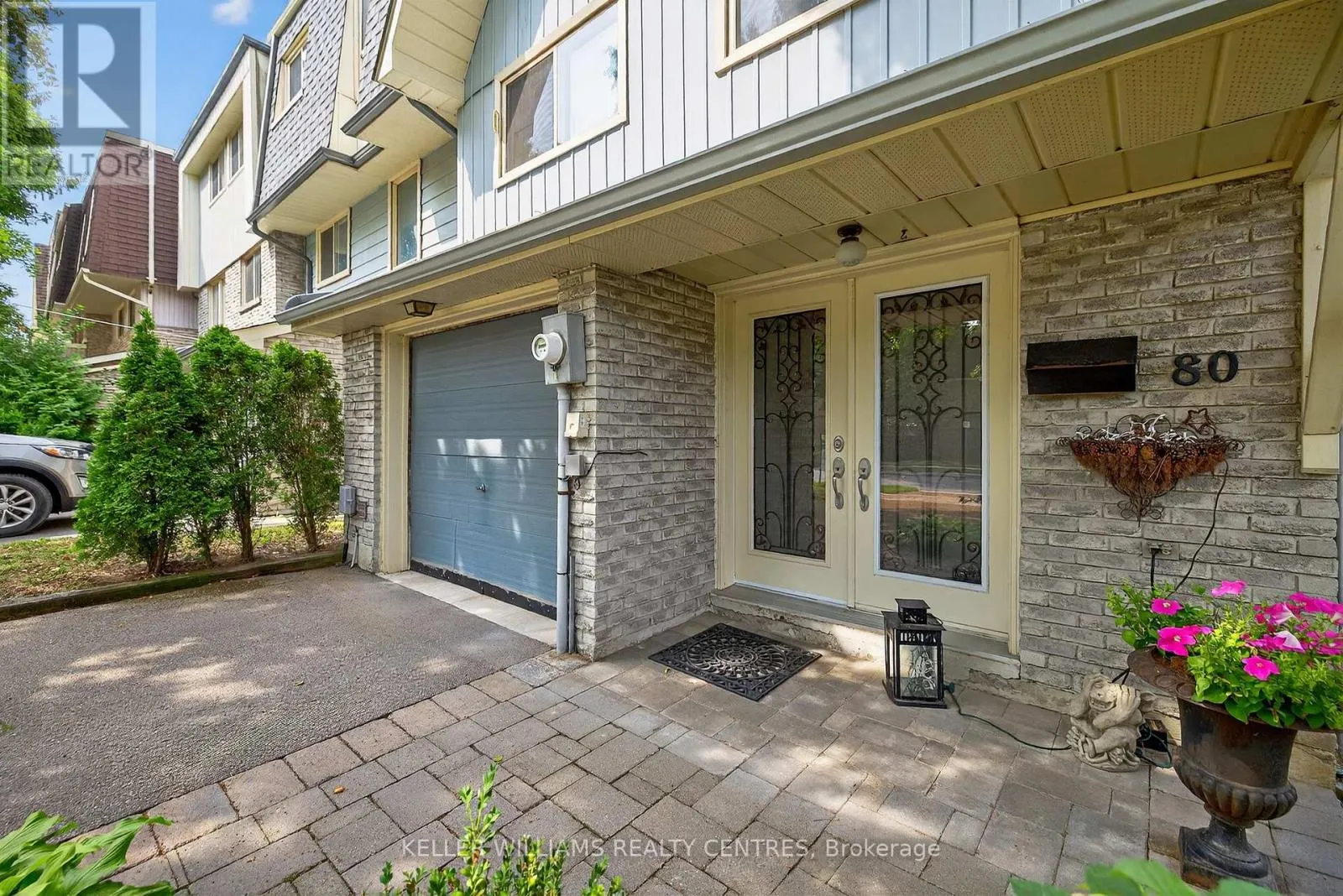 80 POPLAR CRESCENT